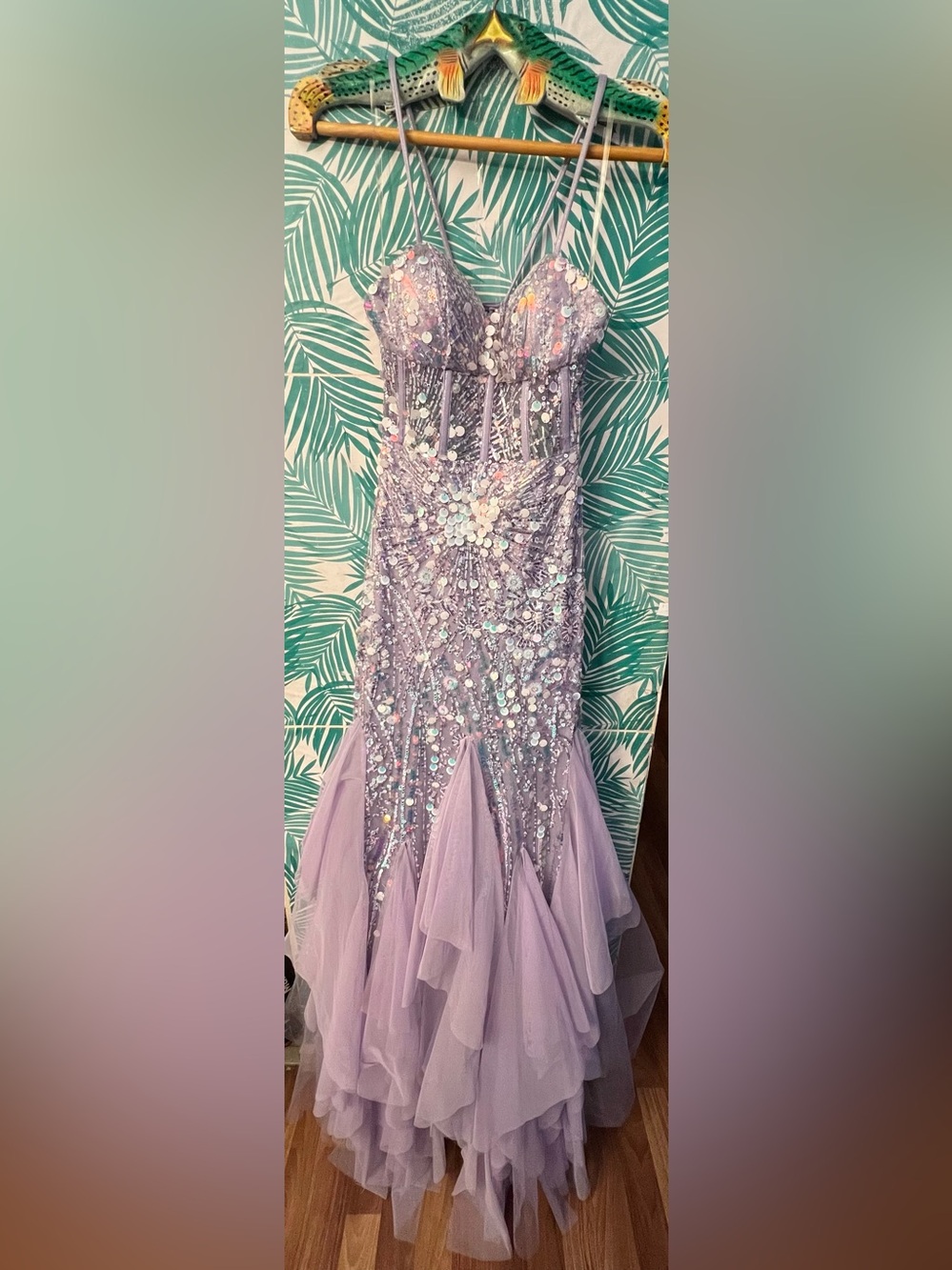 Dear Moon Lavender Sequin Bone Corset Mermaid Evening Dress w/ Ruffled Hem Sz 5